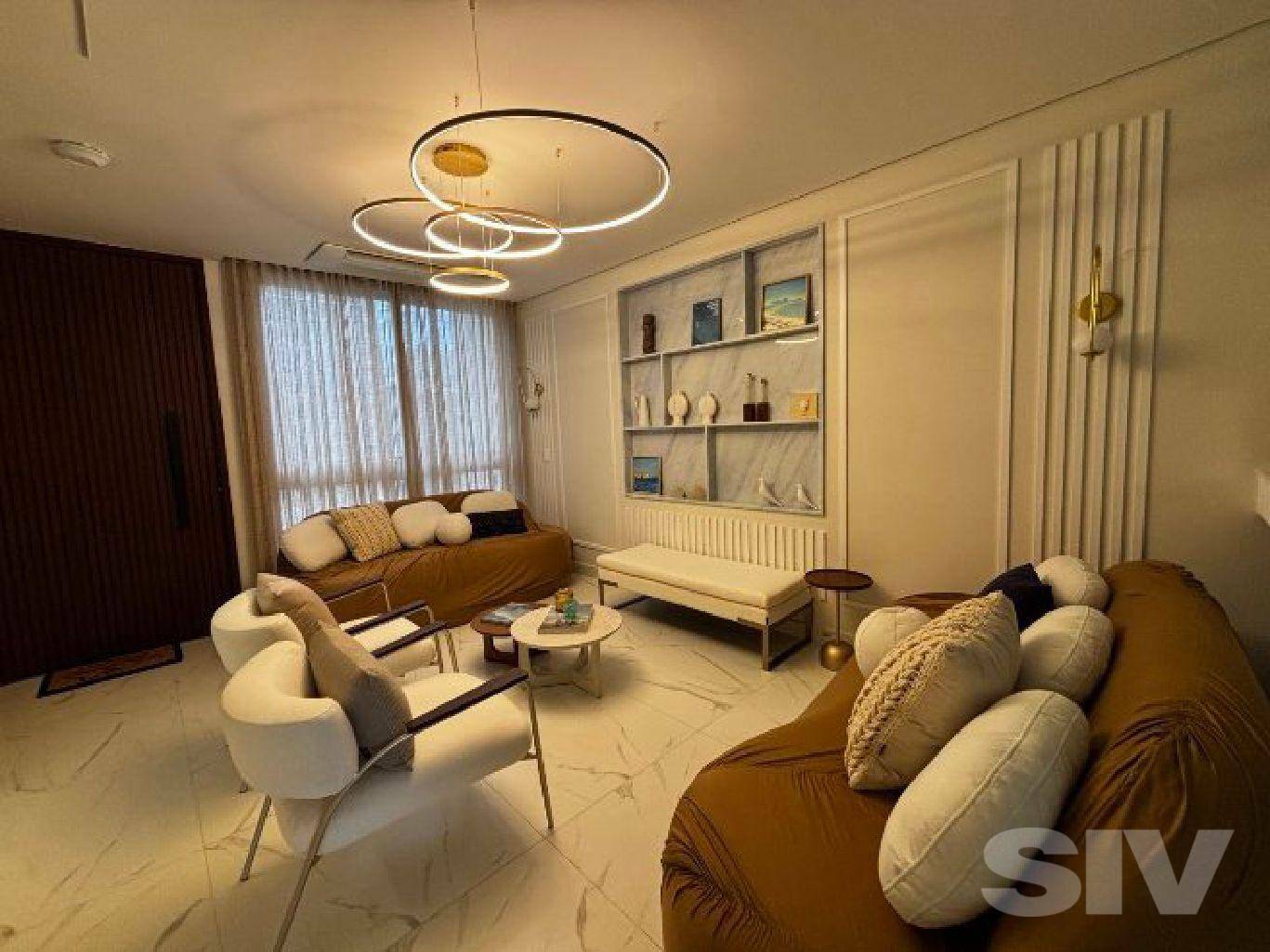 Villágio à venda com 05 suítes – 251m² – Riviera – Módulo 17 – Bertioga/SP